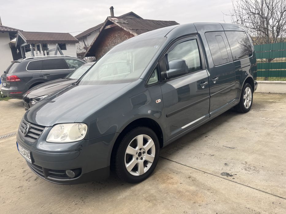 Vw Caddy 1.9 tdi 105 cai 7 locuri