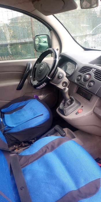 Oferta  Renault kango an 2010 E4 turism 5locuri motor 1,5 diesel.