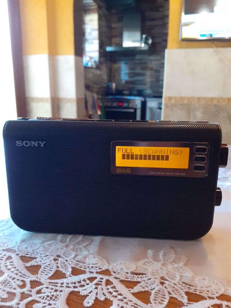 DAB digital radio SONY XDR-S50