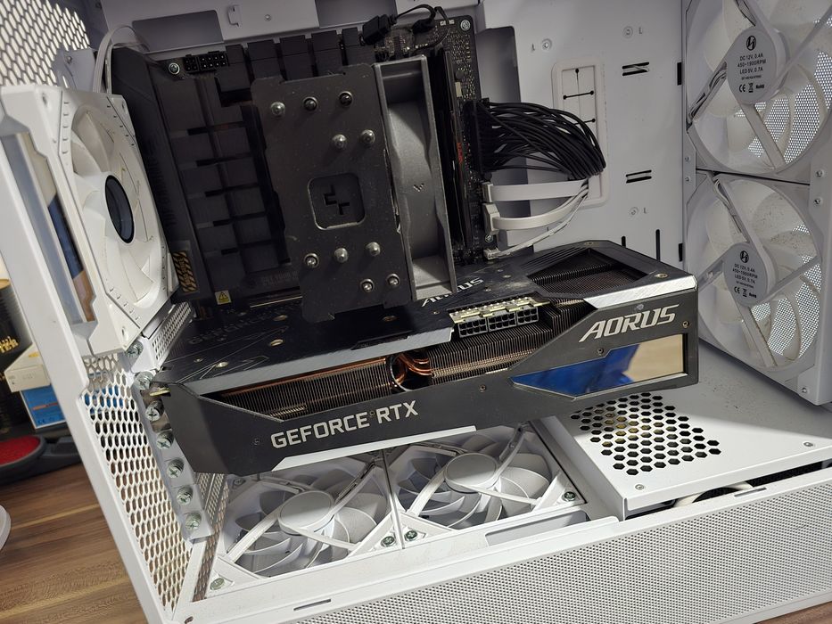 Gigabyte AORUS GeForce RTX 3070 Ti MASTER 8GB GDDR6X