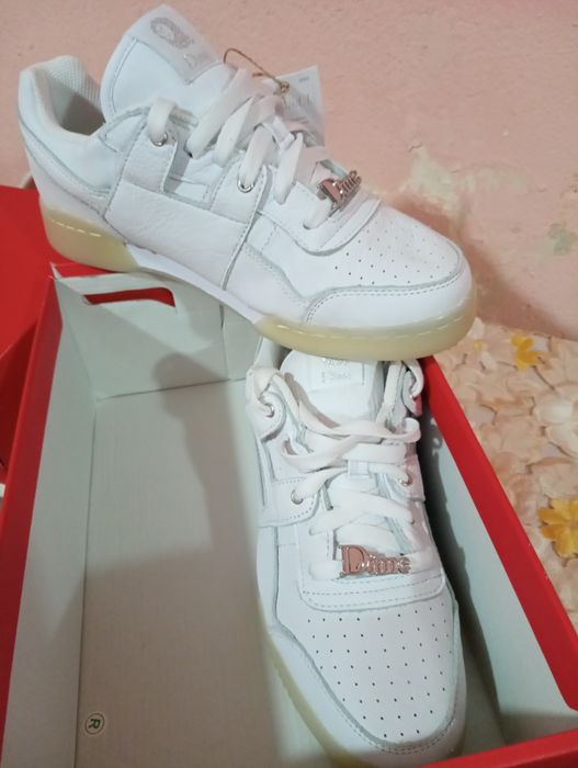 De vânzare adidasi rebook