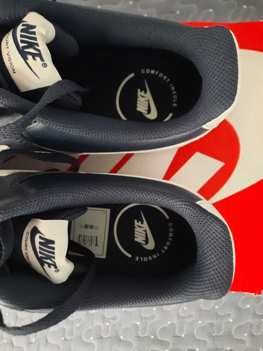 NIKE court vision кожени маратонки