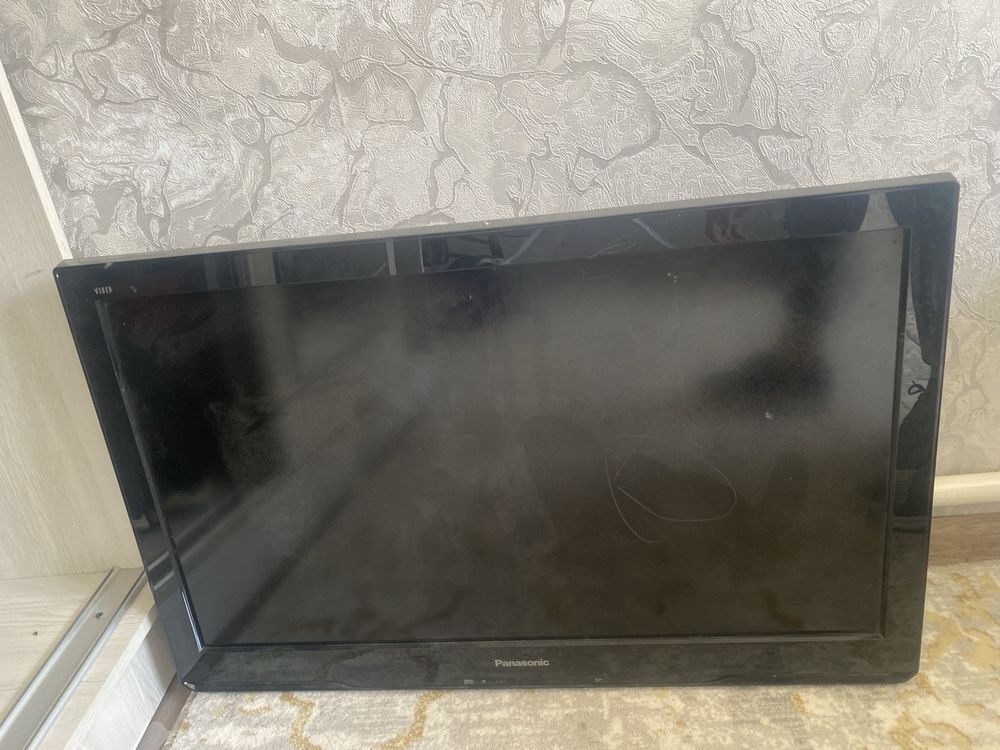Tv panasonic sotiladi narxi 700min idial