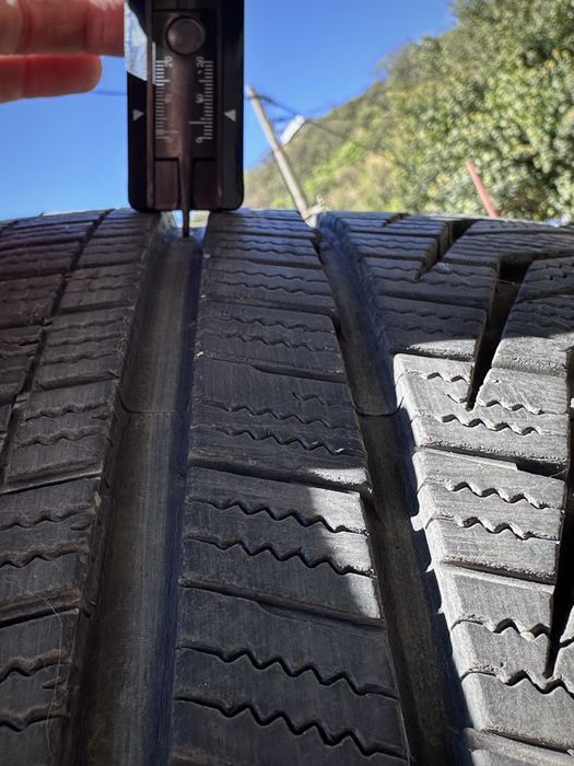 255 35 20   HANKOOK Winter I’cept evo 2