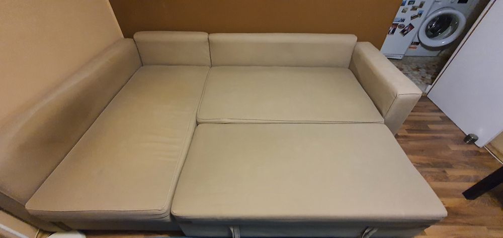 Canapea extensibila Ikea