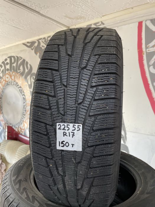 Nokian 225/55R17