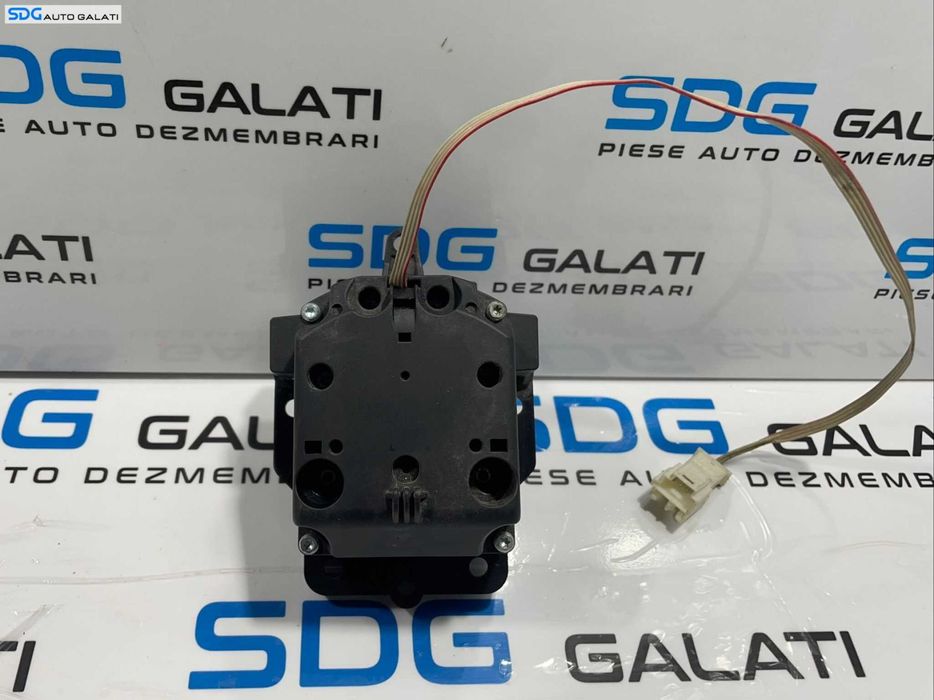 Joystick Buton Comanda Control Navigatie Bord Mercedes Clasa C Class W204 2006 - 2015 Cod A2128702951 A2128703251 A2049020501 [L3968]