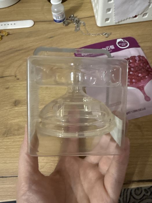 Соска от бутылки Comotomo