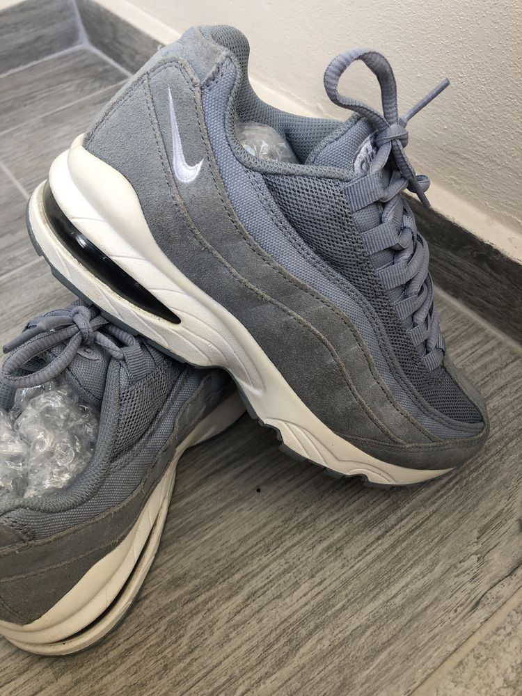 Маратонки Nike air