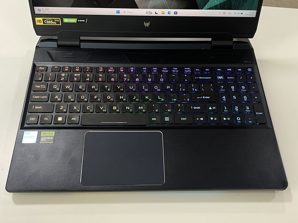 Продается Acer Predator Helios 300