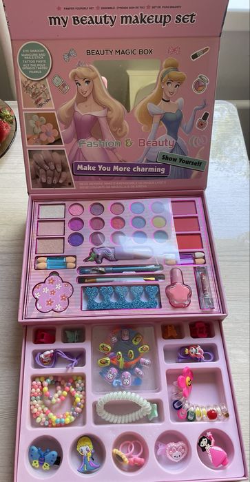 Продам новую детскую косметику и куклу