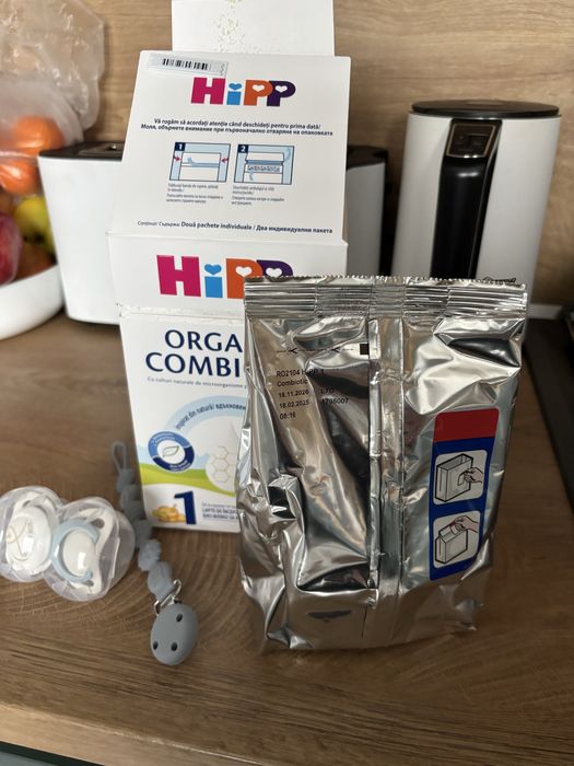 Адаптирано мляко Hipp Combiotic 1