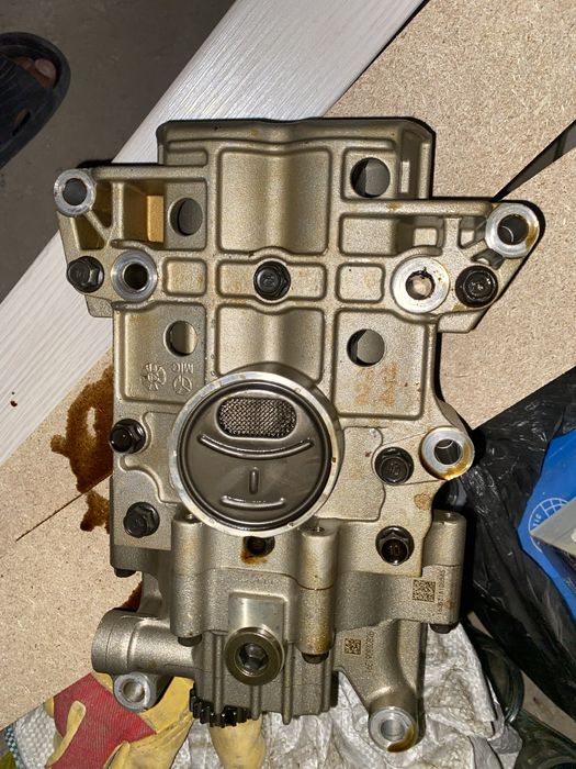 Продам масленный насос от Hyundai Santa Fe