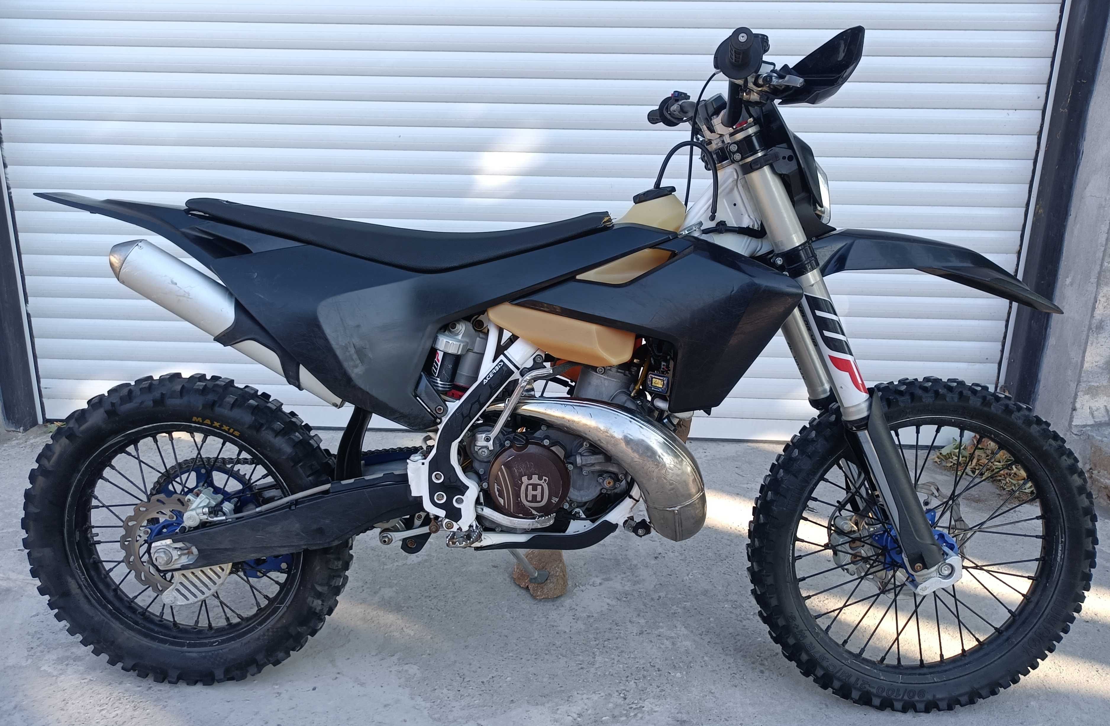 Husqvarna TE300 Регистриран