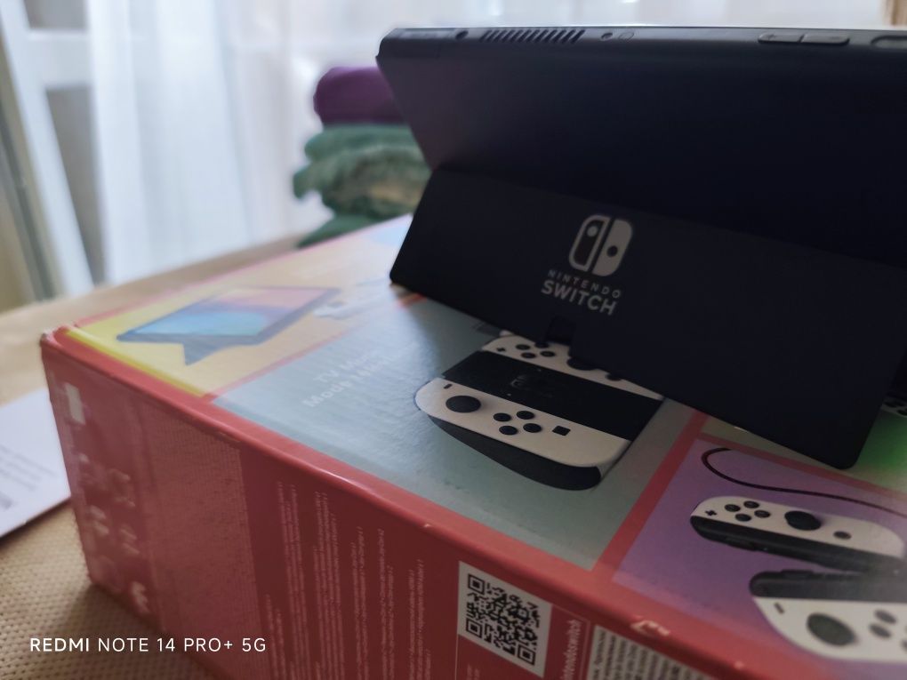 Nintendo Switch Oled (Като Нова)