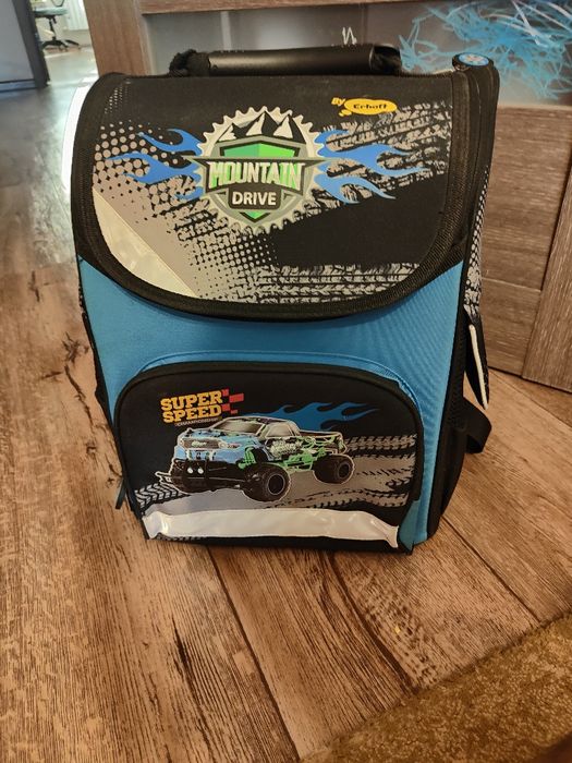 Продам рюкзак, ранец школьный