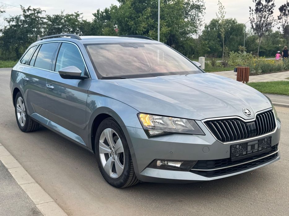 Skoda Superb Distronic, Camera, Km Reali, TVA Deductibil