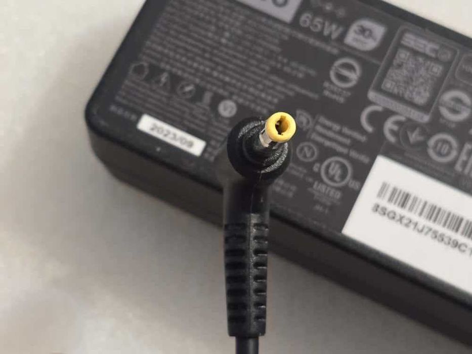 Incarcator laptop Original Lenovo 20V 3.25A 65Wmufa: 4.8mm*1.7mm