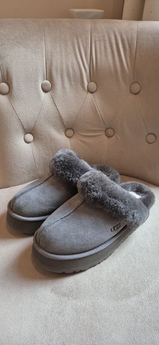 UGG Disquette Papuci din piele intoarsa cu captuseala din lana, 40