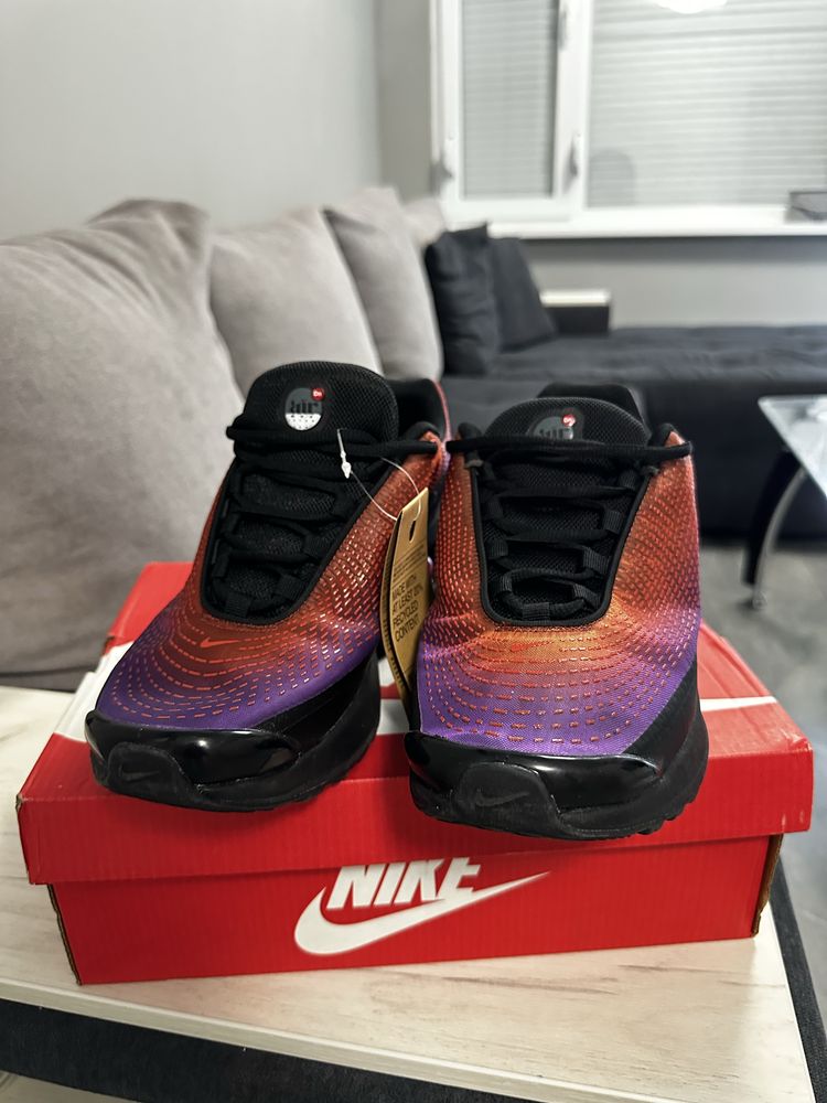 ОРИГИНАЛНИ Nike Air Max DN (чисто нови, с кутия) – 180 лв