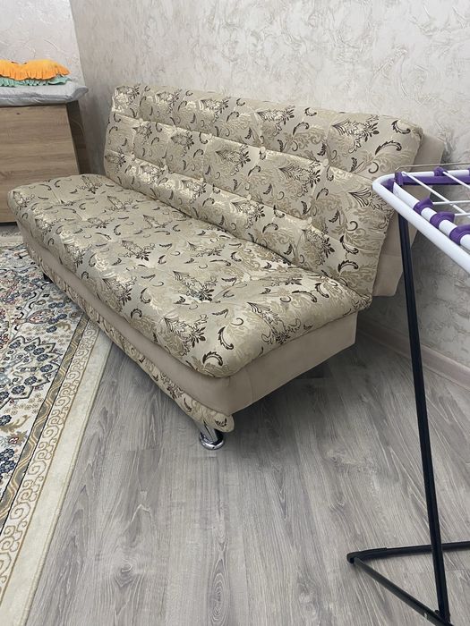 Продается диван с креслами