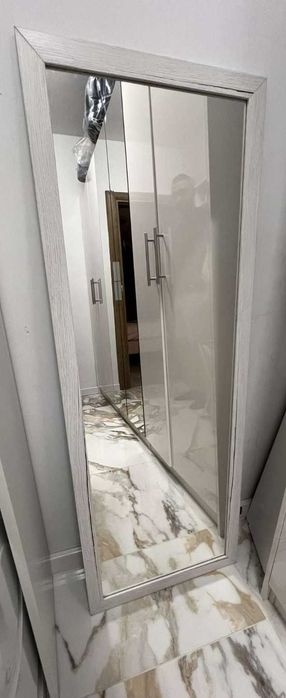 Огледало 127 см х 47 см