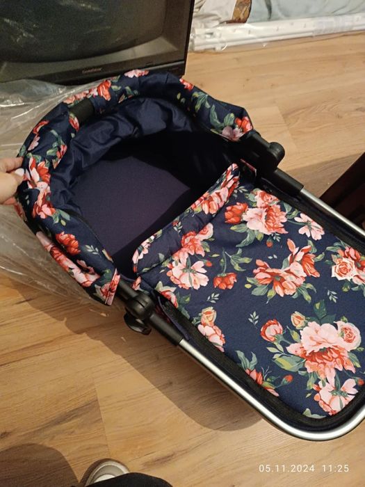 Детска количка, столче за кола