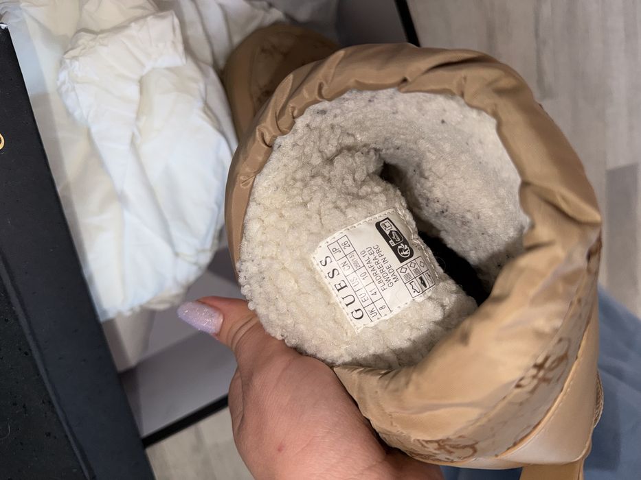 Апрески guess отг на 39-40 номер