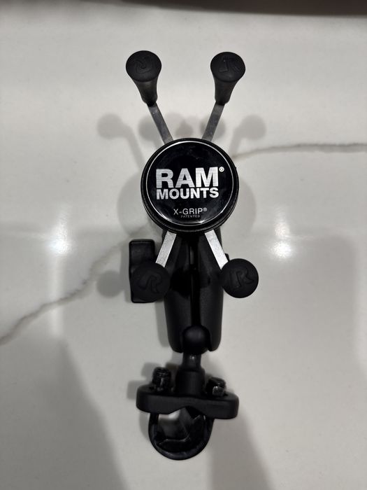 Suport telefon pt moto RAM Mounts X-Grip