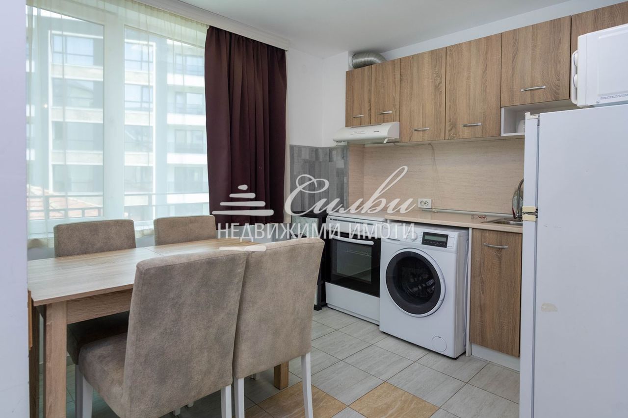 Продава се Тристаен апартамент в Шумен, Болницата - 87 кв.м за 1725 €/кв.м - Снимка #2