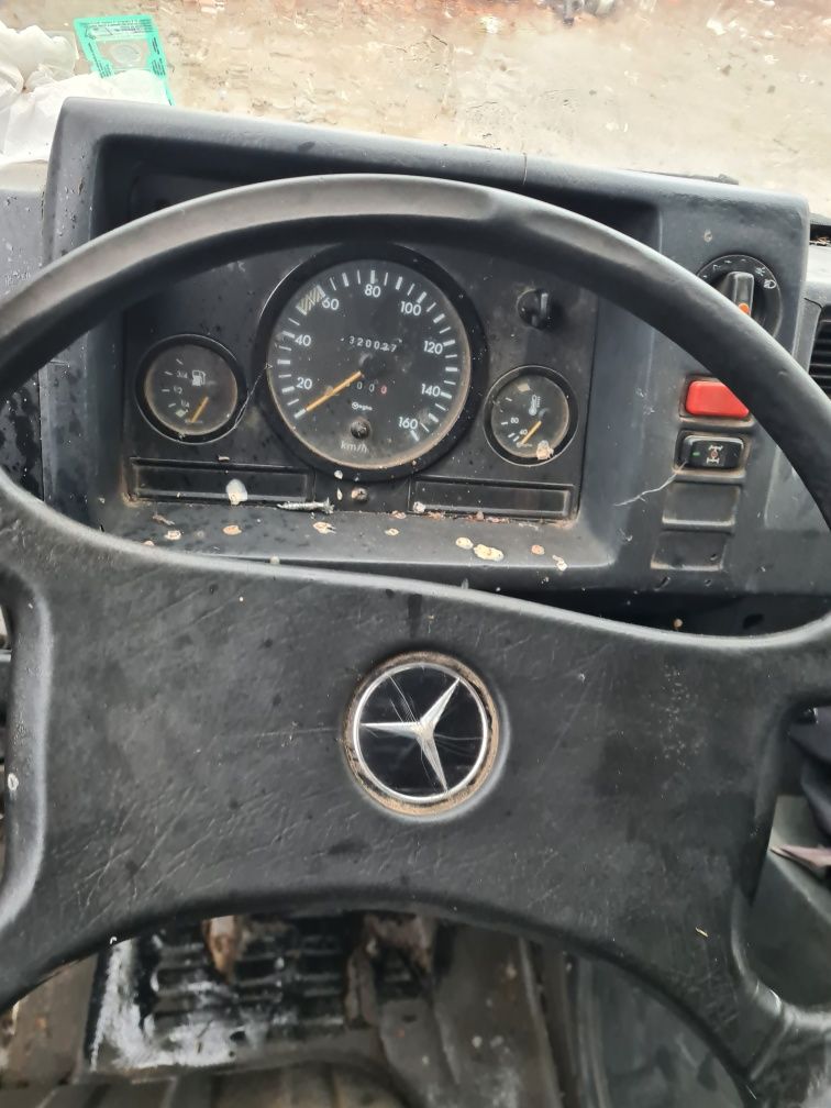 Мерцедес МБ100 4×4 Mercedes Mb 100 на части