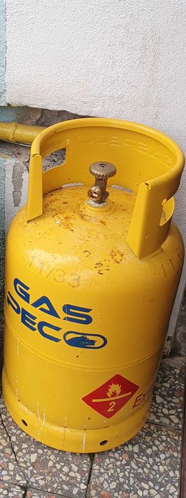 Butelie aragaz cu guler