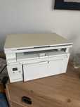 Продам принтер HP LaserJet Pro MFP130a