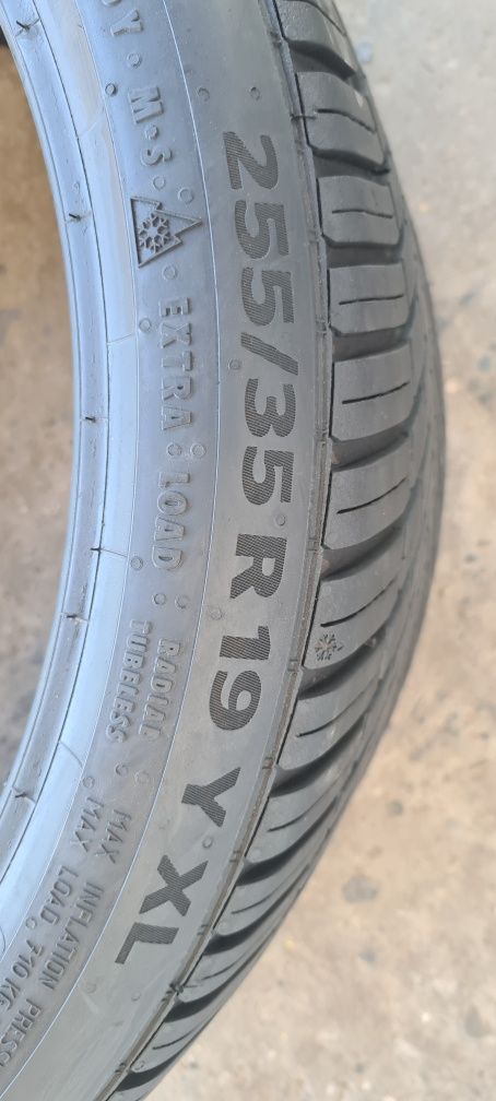 2 anvelope M+S Continental 255/35/19