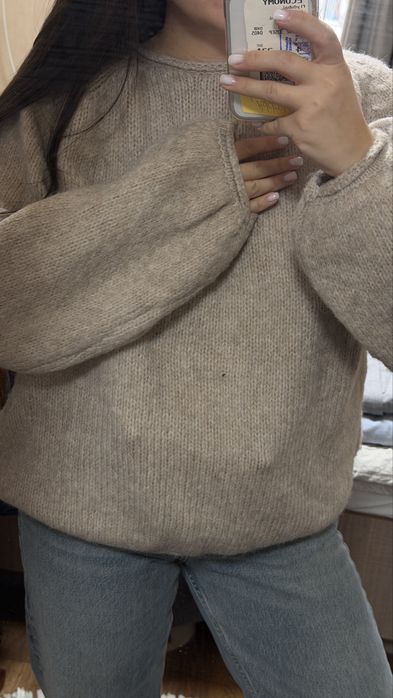 Свитер селфи в хорошем состоянии