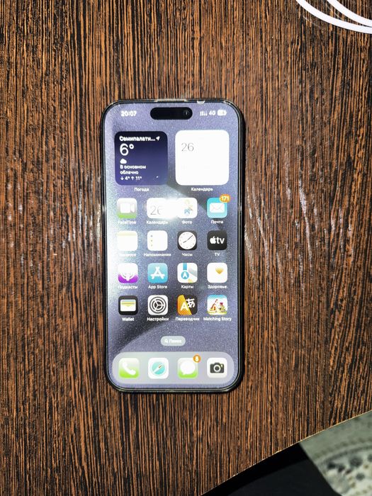 Продам iPhone 15 Pro, 128 gb в идеальном состоянии.