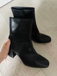 Botine cu toc marime 38