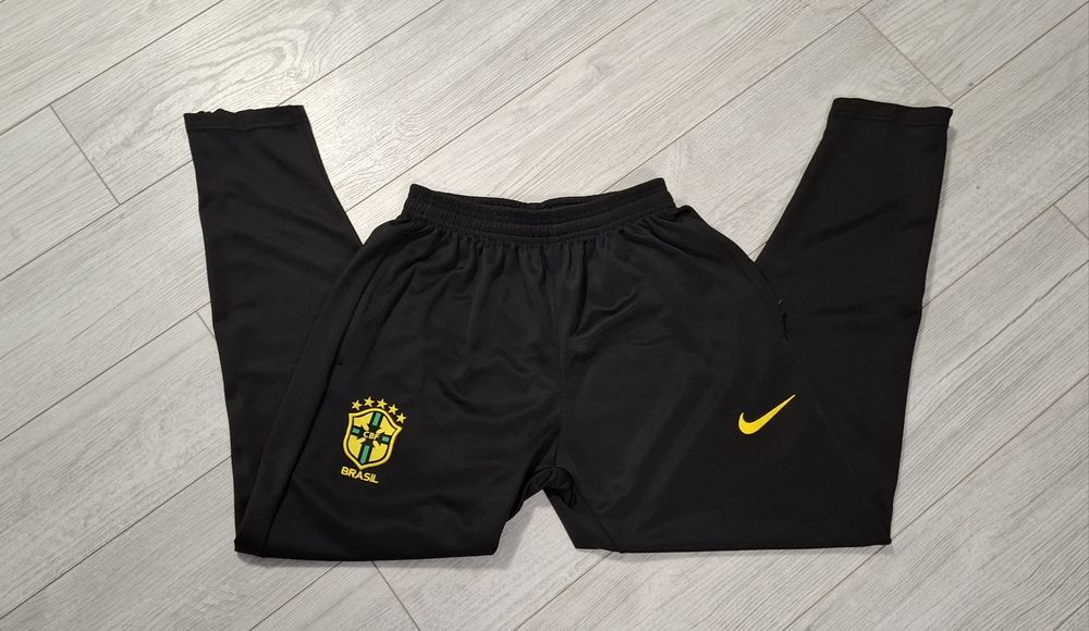 Trening Nike Brasil M