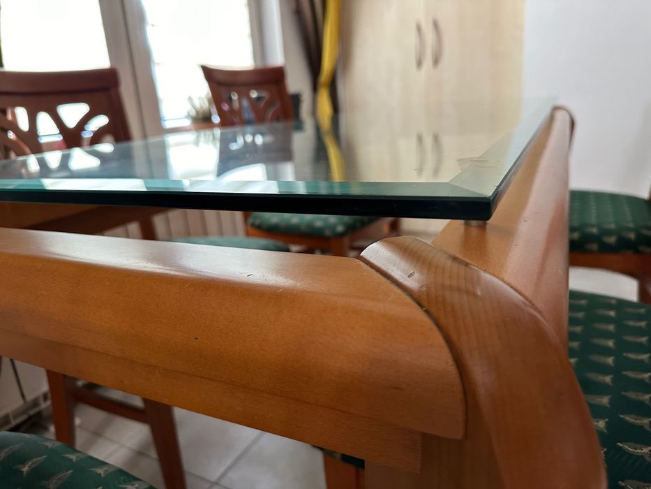 Трапезна стъклена маса + 5 стола