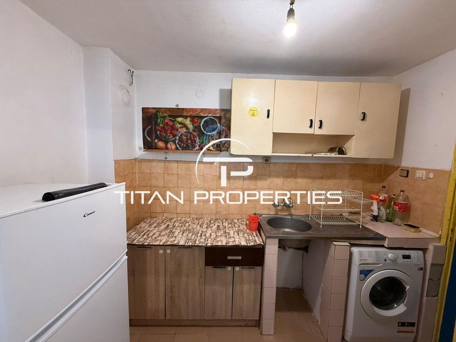 Дава се под наем Тристаен апартамент в Бургас, Възраждане - 97 кв.м за 357 € - Снимка #7