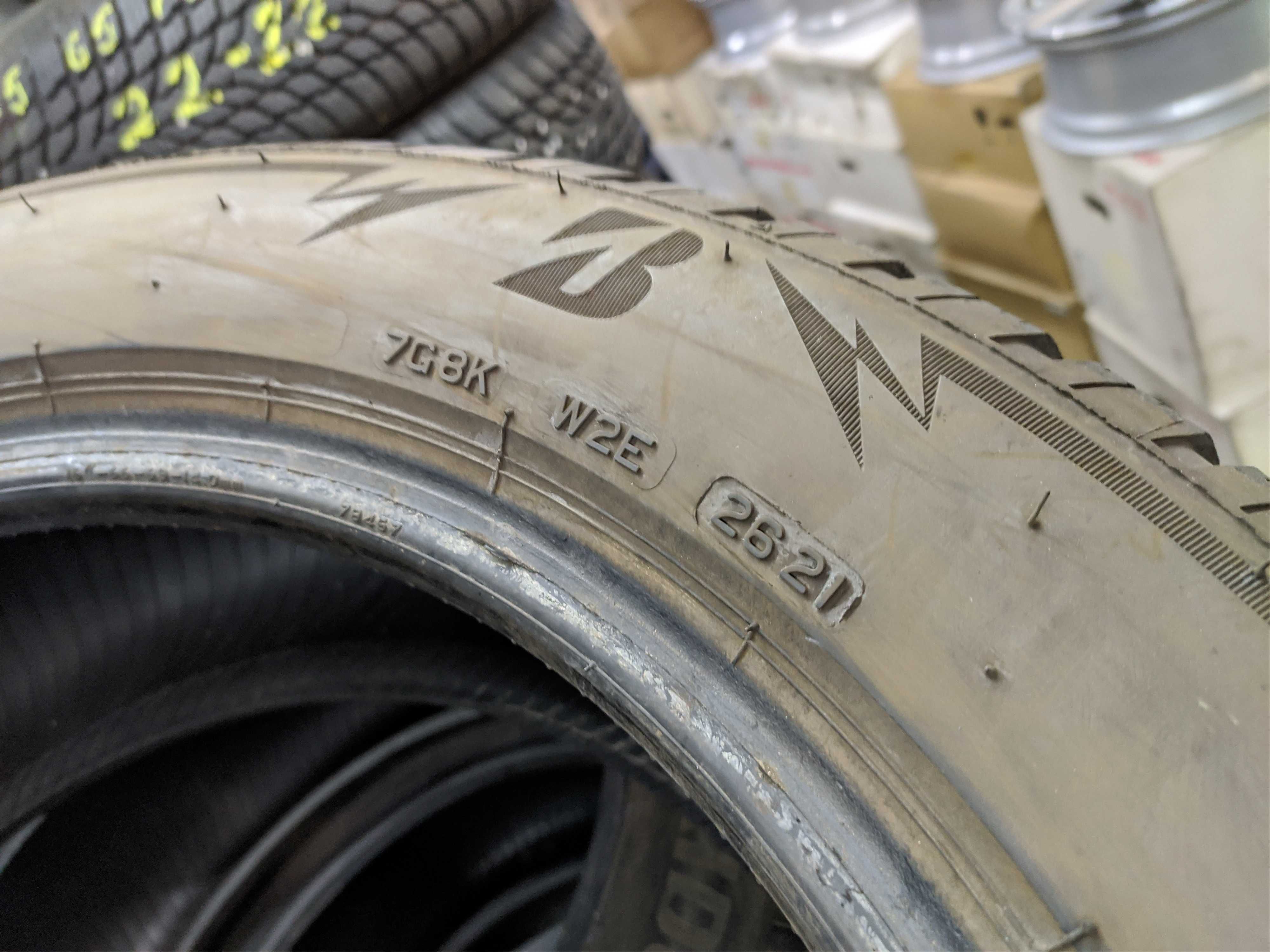 4бр Зимни гуми 205 55 16 - Bridgestone