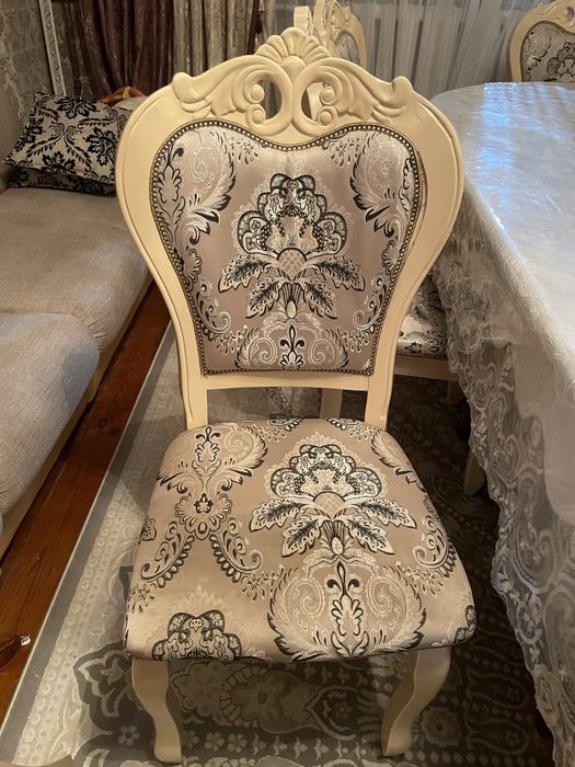 Стол ,12 стулья