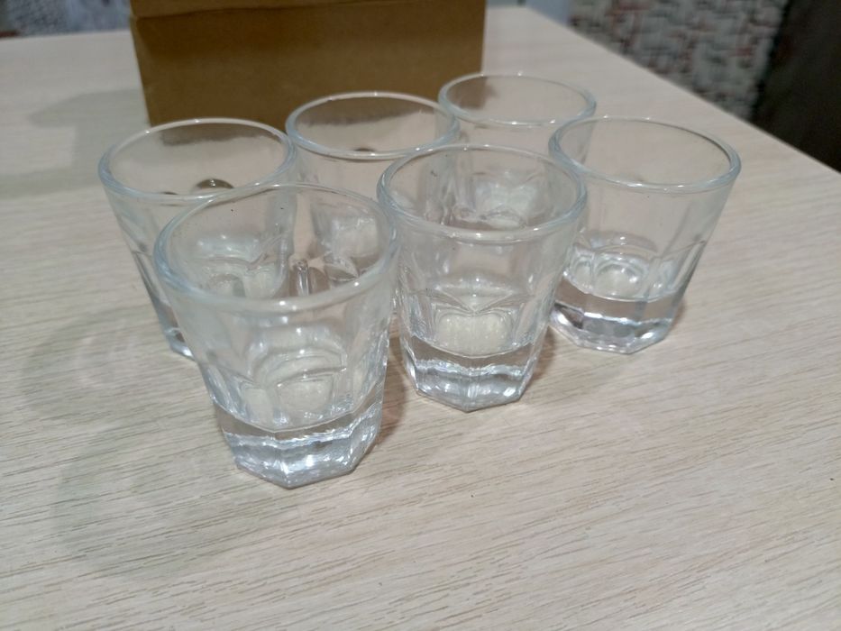 Продам рюмки новые в коробке