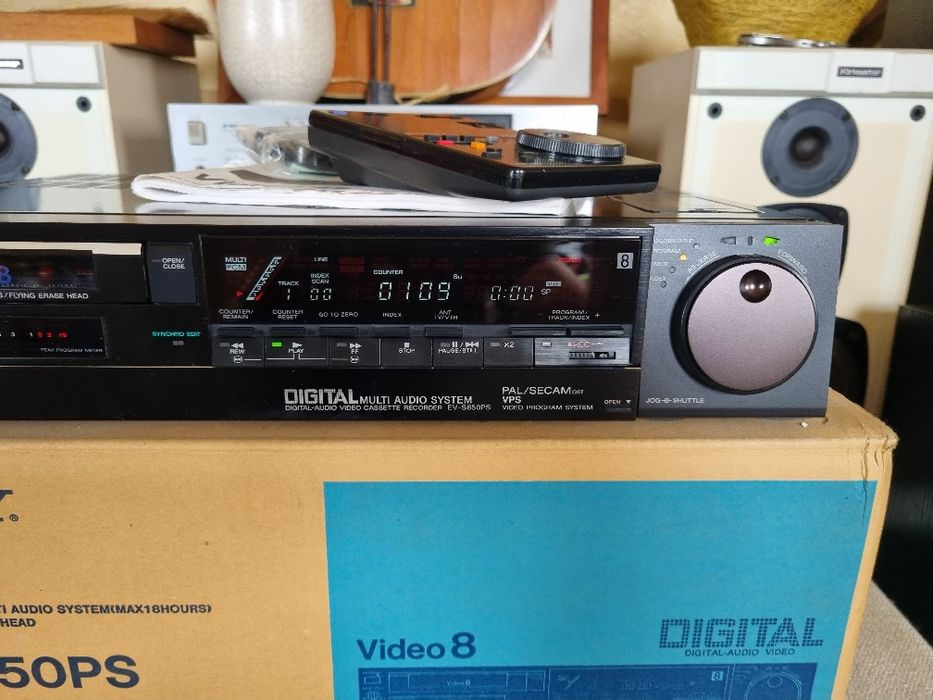 Video Sony 8 mm. EV-850PS. Perfect functional. Impecabil.