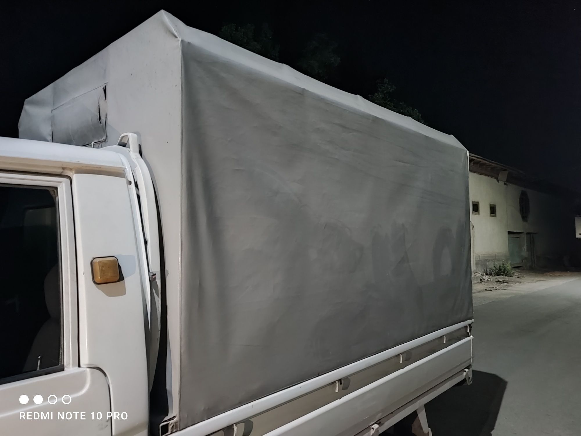 Labo uchun Tent sotiladi