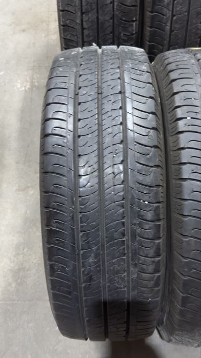 4 бр. Гуми 215/65/16c Goodyear dot21