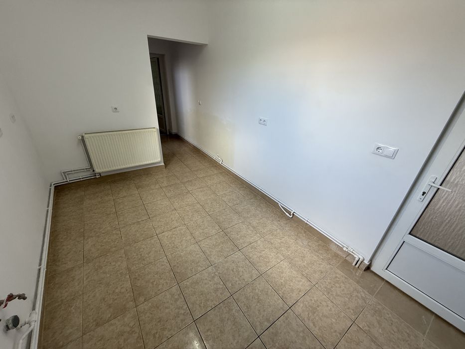 Ofer spre închiriere Spatiu Comercial zona Muzeului