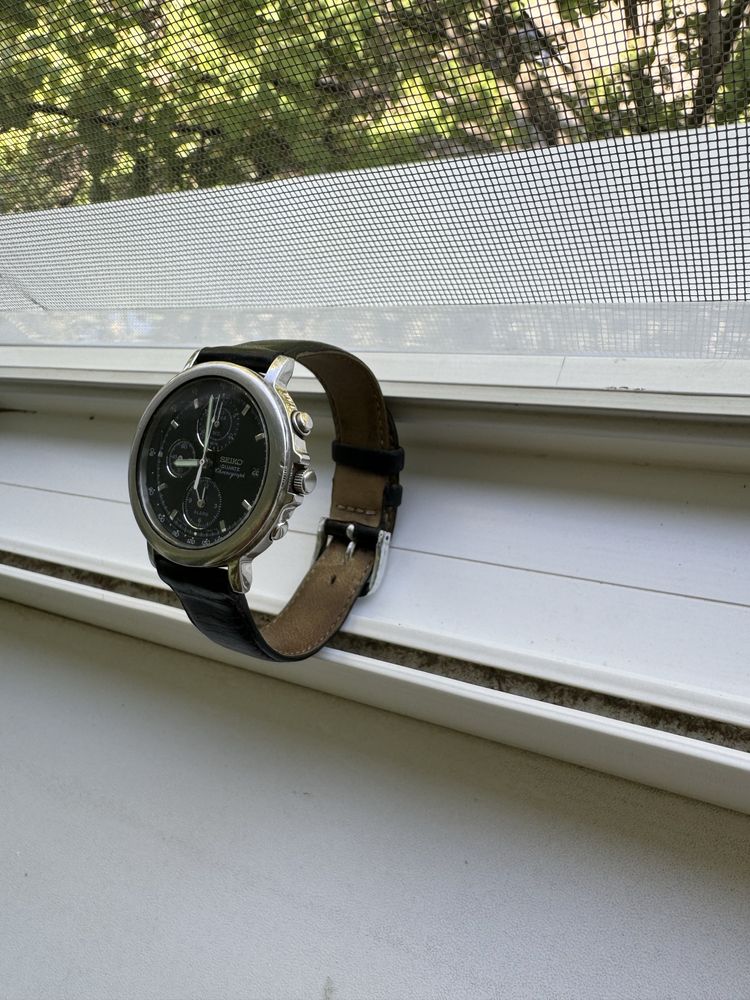 Ceas seiko cu bratara din piele!