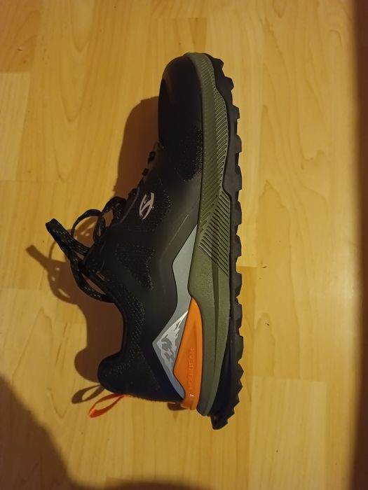 Босоноги обувки за всякакъв терен и неочаквани приключения!