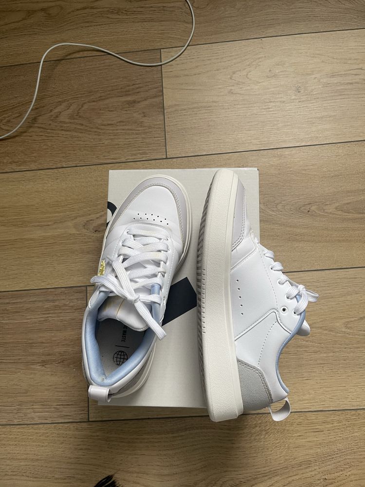 Addidas marimea 37.5